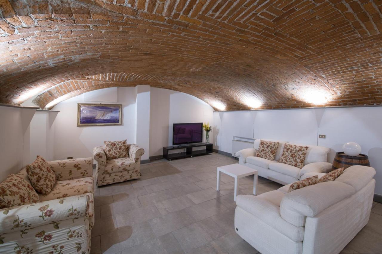 Loft In Navigli District With Jacuzzi & Sauna - Papiniano Милан Экстерьер фото